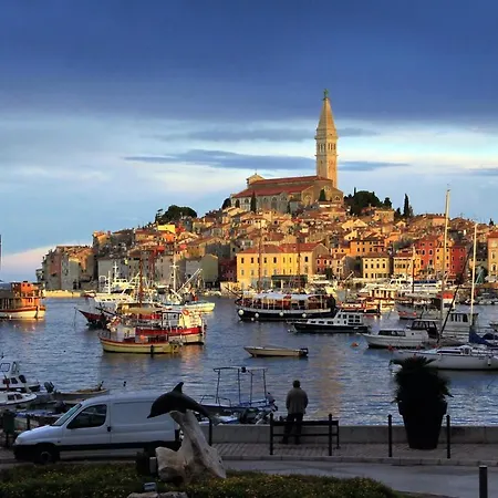 With A Parking Space - 19655 Apartment Rovinj