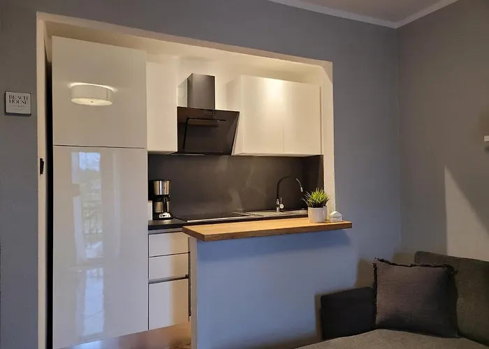 Lejlighed With Parking Space - 19655